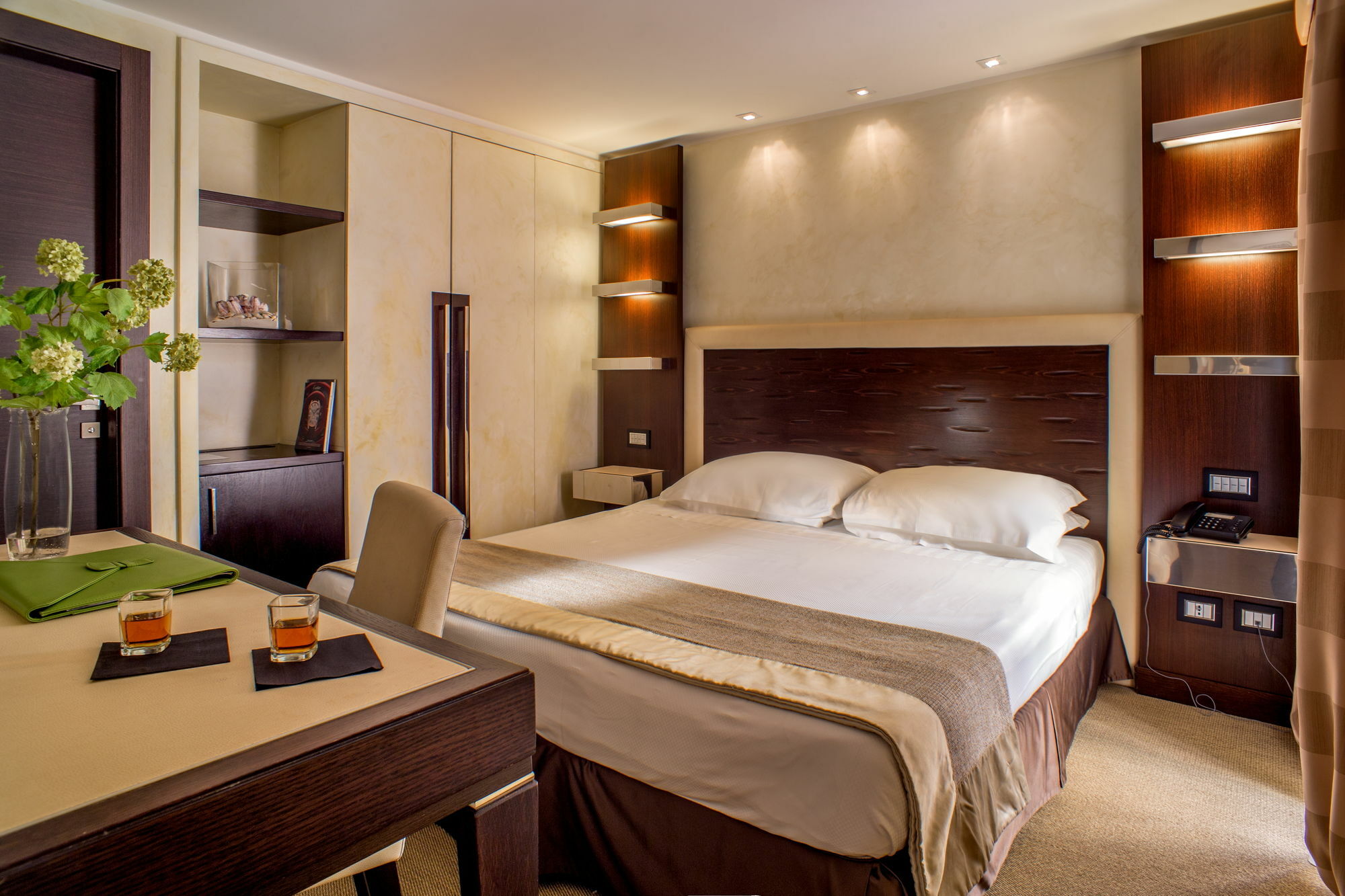 Les Fleurs Luxury House Gasthof 3*
