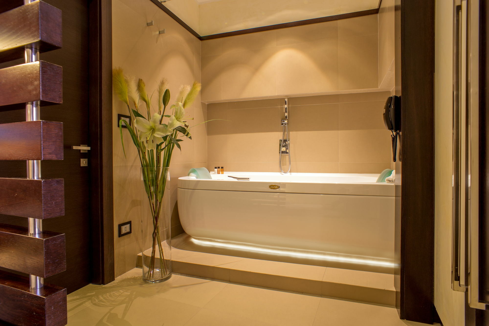 Les Fleurs Luxury House Gasthof Rom